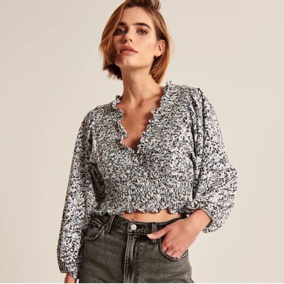 Abercrombie & Fitch Smocked Puff Sleeve Wrap Top - Picture 1 of 4